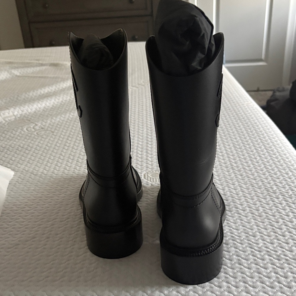 CHANEL Black Leather Mid-Calf Boots - Picture 3 of 7